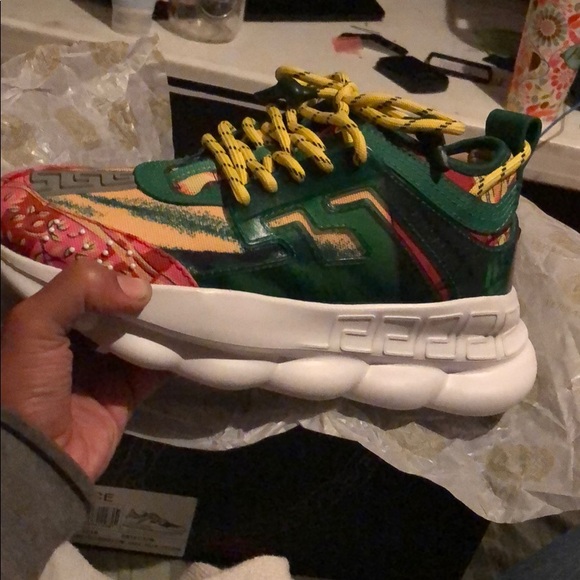 Versace Chain Reaction - Picture 3 of 7